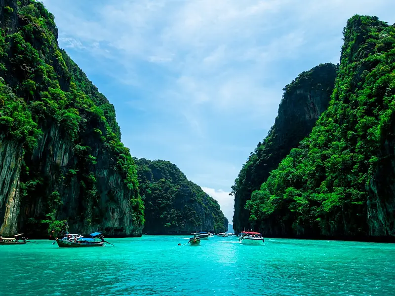 WARSZAWA → PHUKET